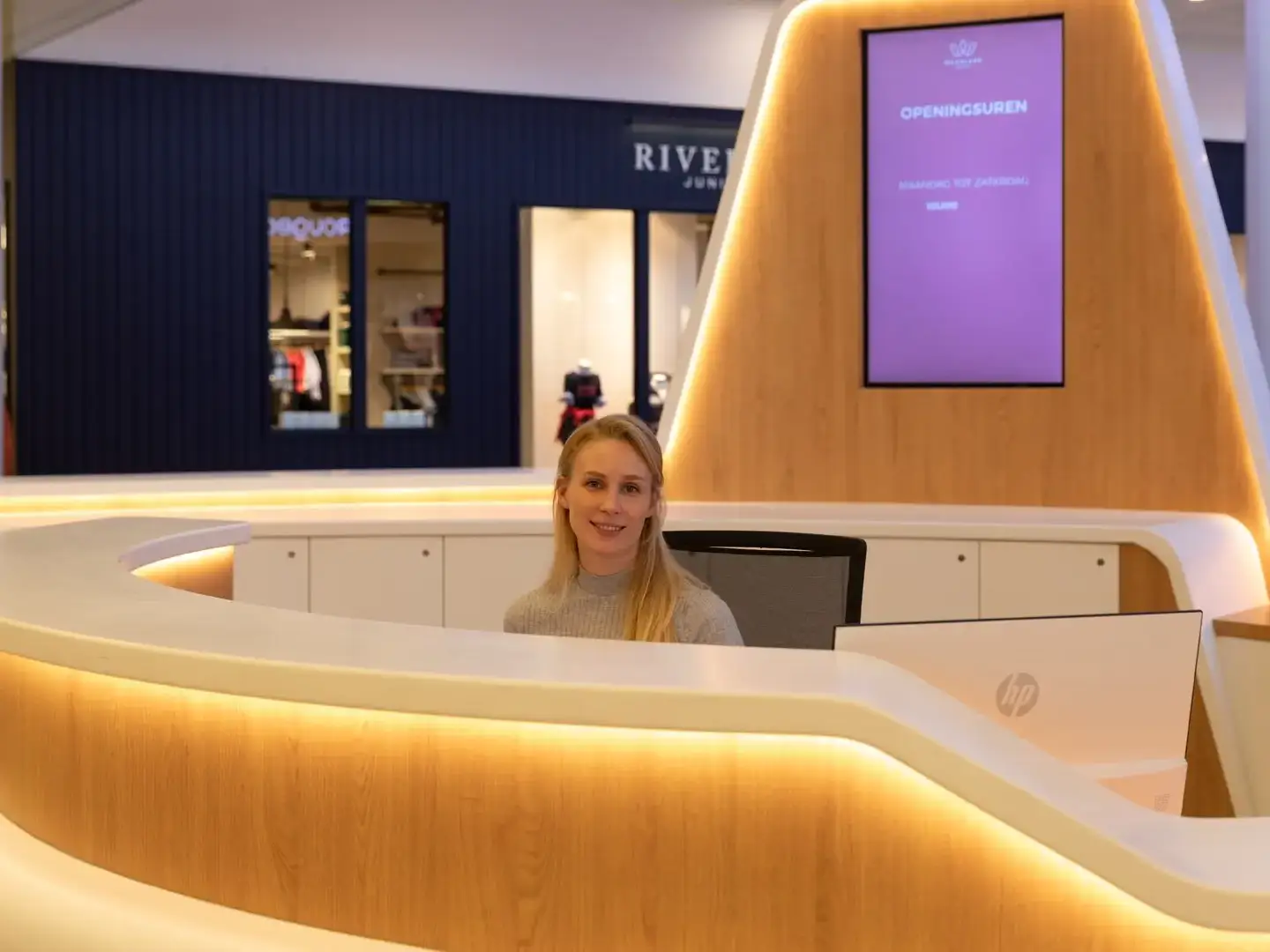 shopping centre branding and wayfinding Belgium